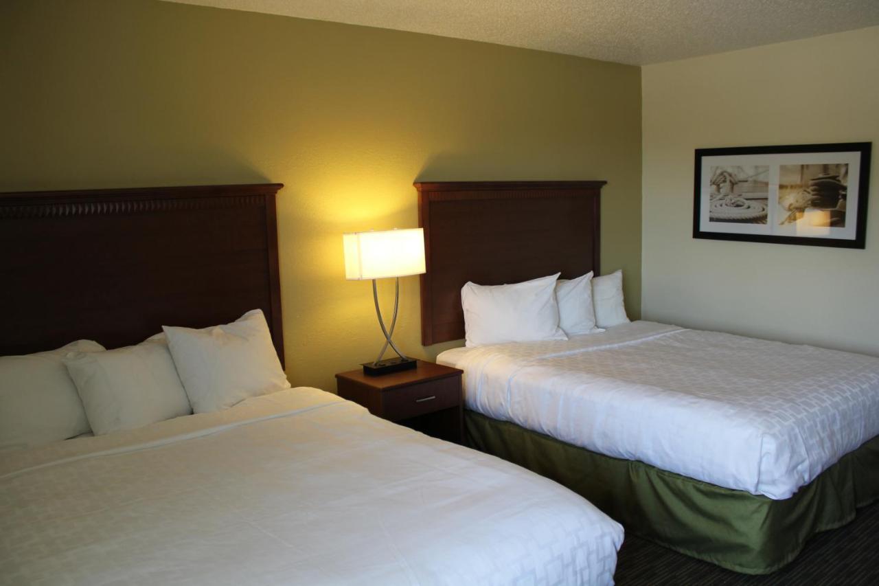 Hastings Nichols Inn & Suites חדר תמונה